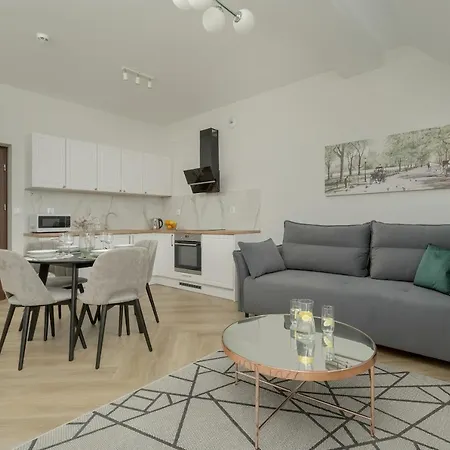 Sniadeckich 47 By Renters Aparthotel