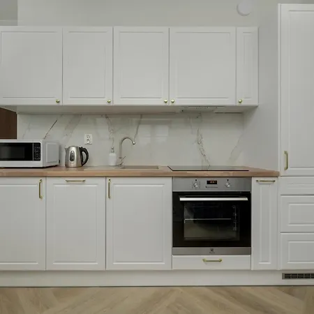 Sniadeckich 47 By Renters Wroclaw