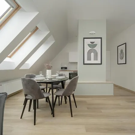 Sniadeckich 47 By Renters *