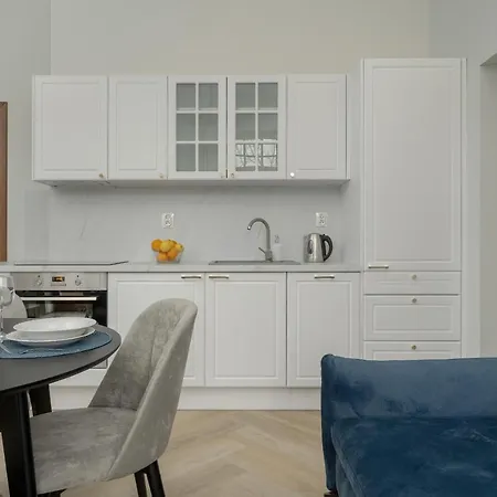 Sniadeckich 47 By Renters Aparthotel *