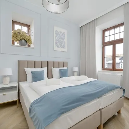 Aparthotel Sniadeckich 47 By Renters 3*