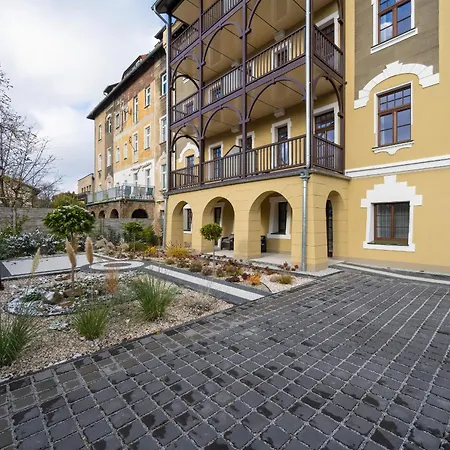 Sniadeckich 47 By Renters *