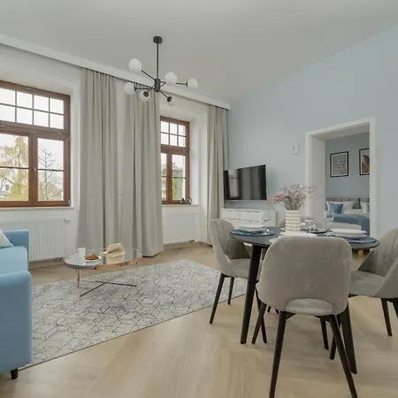 Sniadeckich 47 By Renters * Wroclaw