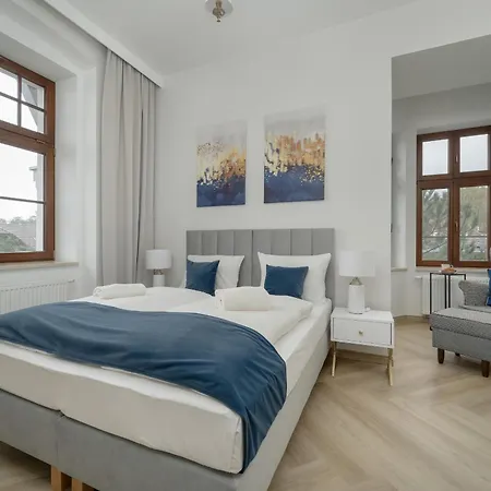 Sniadeckich 47 By Renters Aparthotel