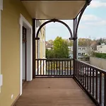 Sniadeckich 47 By Renters 3* Wrocław