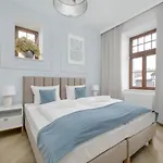 Apart-hotel Sniadeckich 47 By Renters 3*