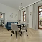 Apartmanhotel Sniadeckich 47 By Renters 3*
