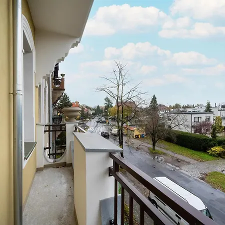 Sniadeckich 47 By Renters アパートホテル