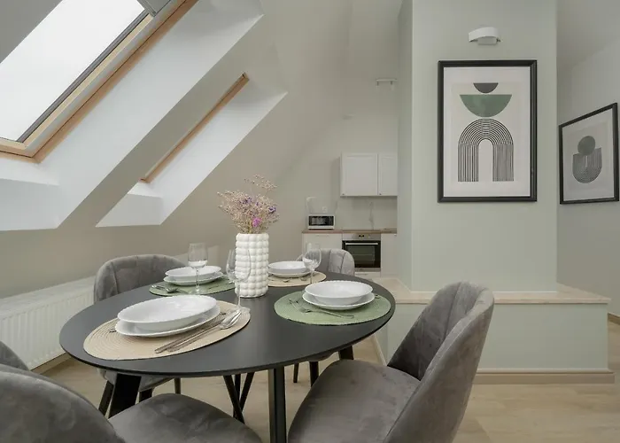 Sniadeckich 47 By Renters 3* Wrocław